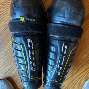 Senior CCM Tacks 9080 14" Shin Pads (Used)