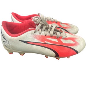 Used Puma Soccer Cleats White And Neon Pink Junior 01.5 11862-S000090327