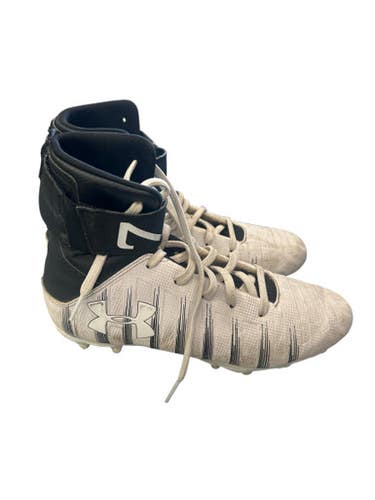 Used Under Armour Jr FB Cleats Black And White Junior 05.5 11862-S000090491