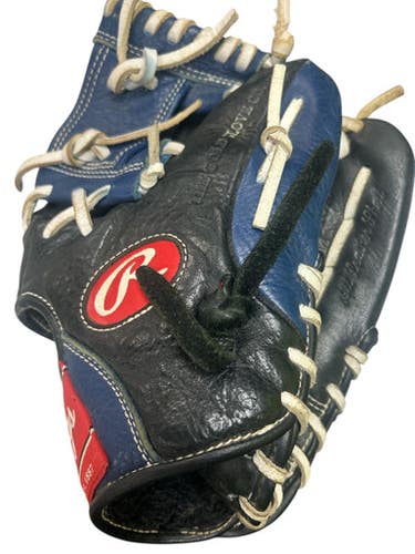 Used Rawlings RCS115R BB/SB Glove RH Throw Black And Navy Blue 11 1/2" 11862-S000090500