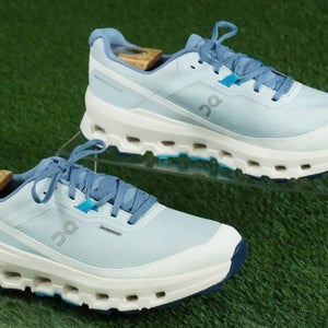 ON CLOUDVISTA 2 WATERPROOF SHOES TRAIL WOMENS 9, ARTIC & IVORY ~ WORN ONCE!!