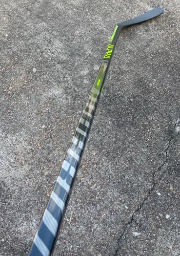 Warrior Alpha LX20 PRO Pro Stock Hockey Stick Grip 75 Flex W90 Right 1529