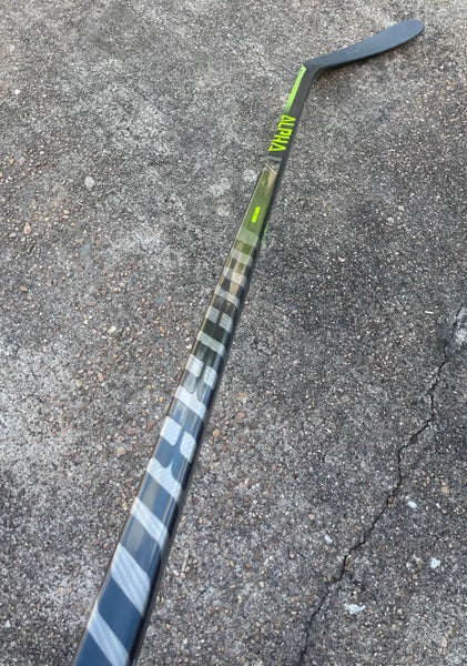 Warrior Alpha LX20 PRO Pro Stock Hockey Stick Grip 75 Flex W90 Right 1529
