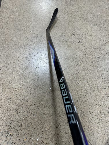 Senior Bauer Vapor FlyLite, Right, P92, Flex 70 (New)