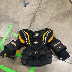 Used Large/Extra Large Vaughn Velocity V7 Goalie Chest Protector