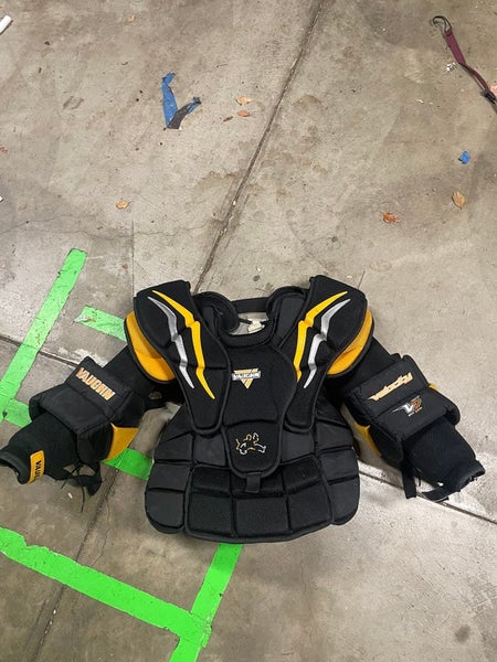 Used Large/Extra Large Vaughn Velocity V7 Goalie Chest Protector