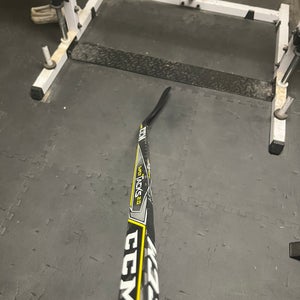 Like New Senior CCM Super Tacks 2.0 Right Handed Hockey Stick P40 Pro Stock (Used)
