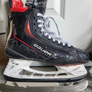 Bauer Vapor 3X Pro Hockey Skates Regular Width 7 (Used)