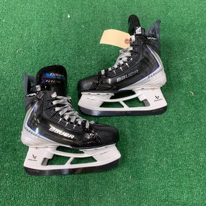 Bauer Vapor Flylite Hockey Skates | Size 3.5