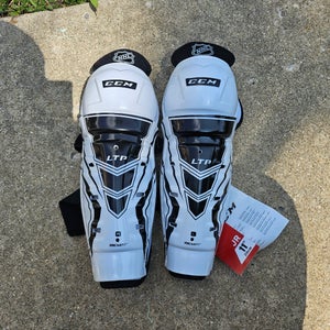 Junior CCM LTP 11 Shin Pads (New)