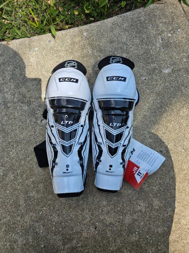 Junior CCM LTP 11 Shin Pads (New)