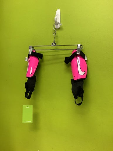 Used Nike Soccer Shin Guards Youth Pink SM 11686-S000045628