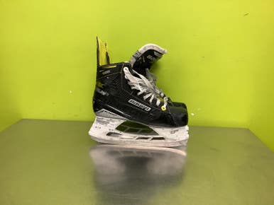 Used Bauer SUPREME S35 Junior Hockey Skate Junior 04 11686-S000045574