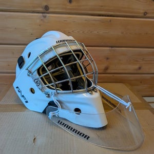 Senior 2024 Warrior Ritual R/F1 Goalie Mask S/M