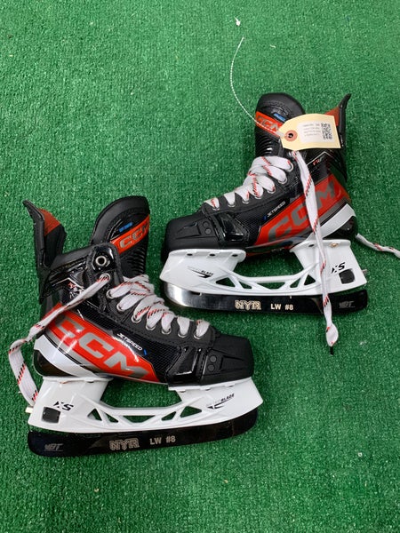 CCM JetSpeed FT6 Pro Hockey Skates | Size 3