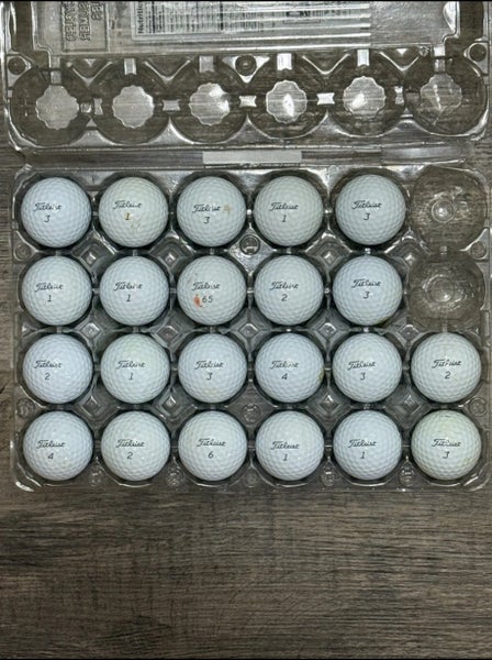 22 Titleist Pro V1 Golf Balls - 2025 and 2024 Models ONLY