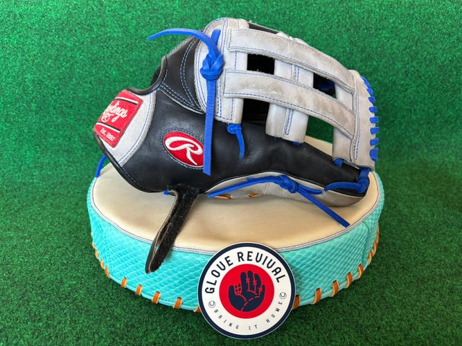 Rawlings RH Outfield Heart of the Hide Baseball Glove 12.75" (Used)
