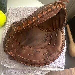 Nokona RH Catcher's Softball Glove 32.5" (Used)