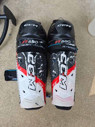 Junior CCM Jetspeed FT680 11" Shin Pads (Used)