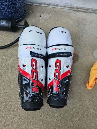 Senior CCM Jetspeed ft6 pro 14" Shin Pads (Used)