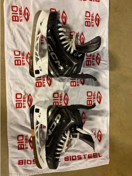 2024 CCM Tacks XF Pro Hockey Skates Regular Width 8.5 (fit2)(Used) with Step V-Steel