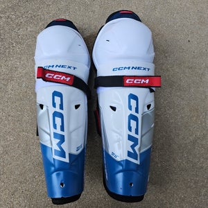 Junior CCM Next 11" Shin Pads (Used)