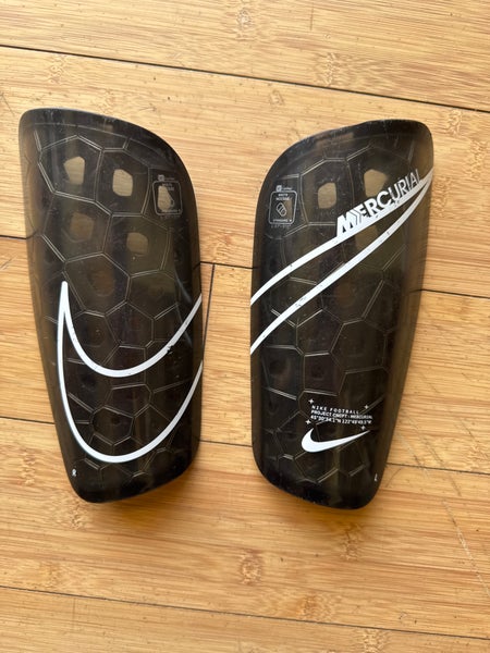 Large Nike Mercurial lite Shin Guards (Used)