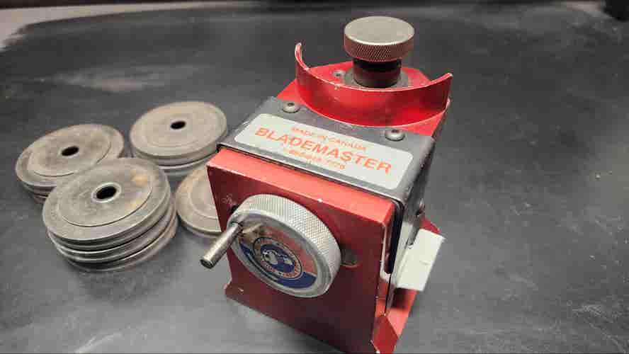 Blademaster MPFD300 Multi Purpose Form Dresser w/8 Dressing Rolls