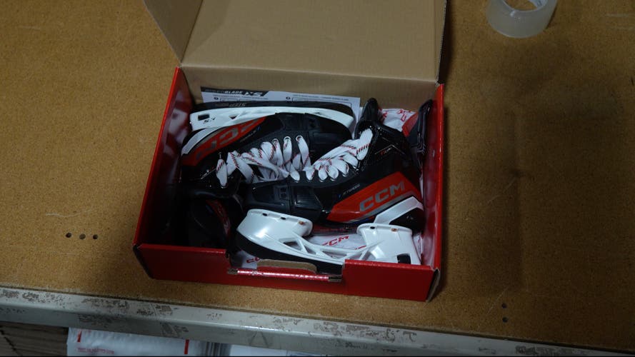 CCM JetSpeed FT6 Pro Hockey Skates