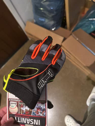 Medium Franklin 2nd-Skinz Batting Gloves (New)