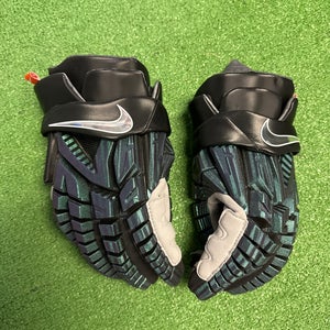 LIMITED EDITIONS Nike vapor elite Gloves 13" (New)