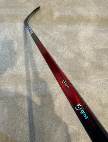 Senior CCM JetSpeed FT8 Pro, Left, 70 Flex, P90TM, Red (New)