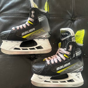 Bauer Vapor X4 Hockey Skates Regular Width Size 3.5 (Used)