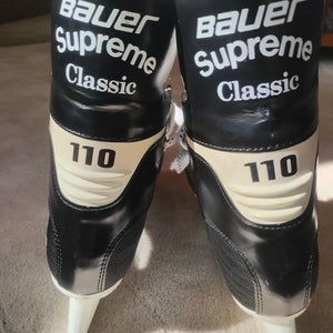 Bauer Supreme Classic Hockey Skates Regular Width Pro Stock 9 (Used)