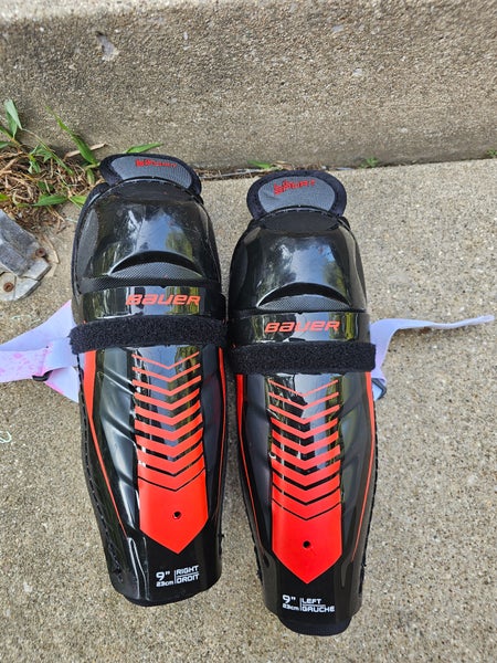 Youth Bauer Lil Sport 9" Shin Pads (Used)