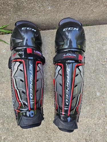 Junior CCM JetSpeed FT370 11" Shin Pads (Used)
