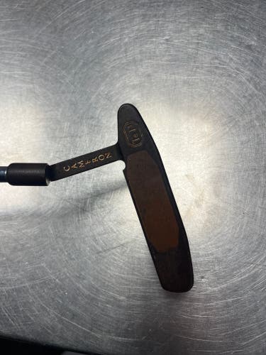 1998 Scotty Cameron Teryllium Newport 2 Blade Right Handed Putter 33" (Used)
