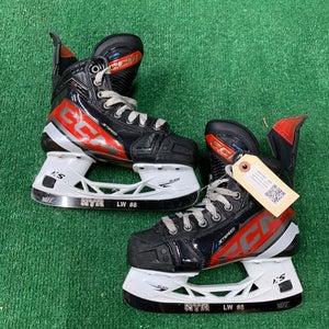 CCM JetSpeed FT6 Pro Hockey Skates | Size 2.5