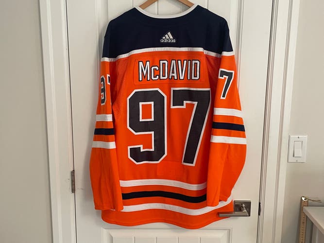 Authentic Adidas Edmonton Oilers Connor McDavid Jersey Size 50 Medium