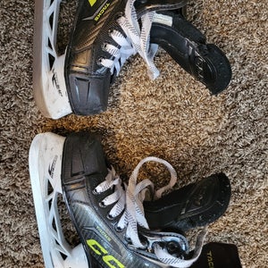 CCM Tacks XF Pro Hockey Skates 13 (Used)