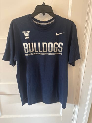 Used Nike Dri-Fit Shirt Yale University