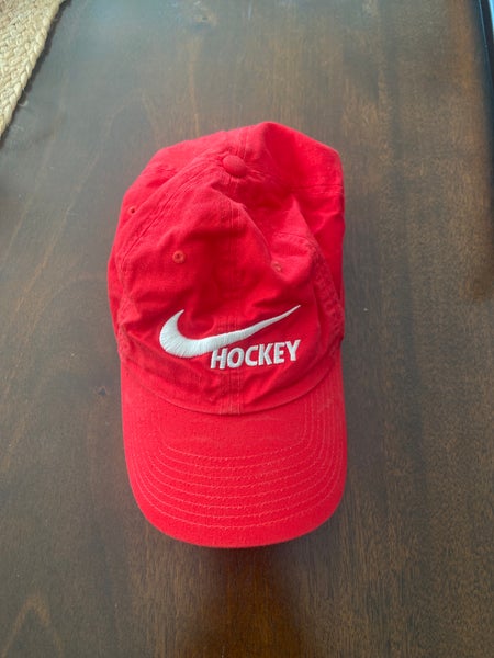 Red Adult Unisex One Size Fits All Nike Hat (New)