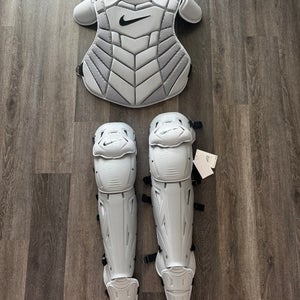 Nike Catcher's Set (New)