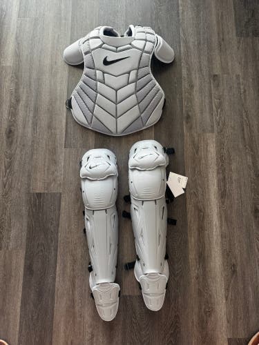 Nike Catcher's Set (New)