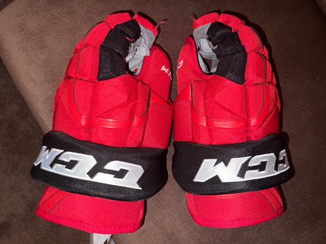 CCM HG12 Gloves 14" Pro Stock (New)