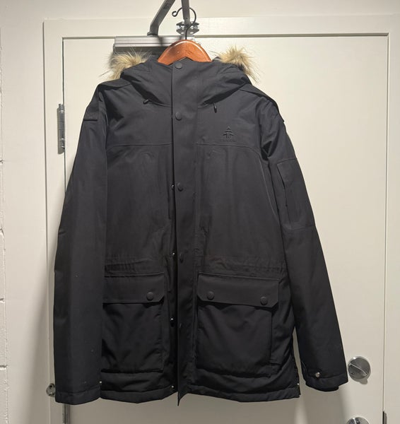 Men’s woods Downfill parka (Size Large)