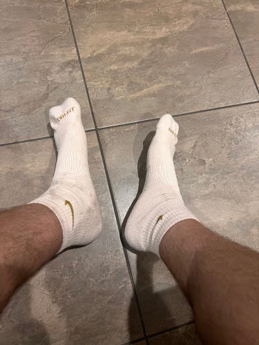 Nike Tan L/XL High Ankle Socks Used