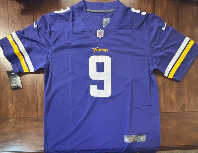 Minnesota Vikings JJ McCarthy Stitched Jersey Adult XL NWT