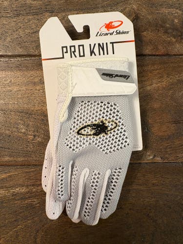 YOUTH Medium Lizard Skins Batting Gloves (New)