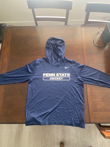 Penn State Hockey Blue Men's Large Nike Sweatshirt (New)